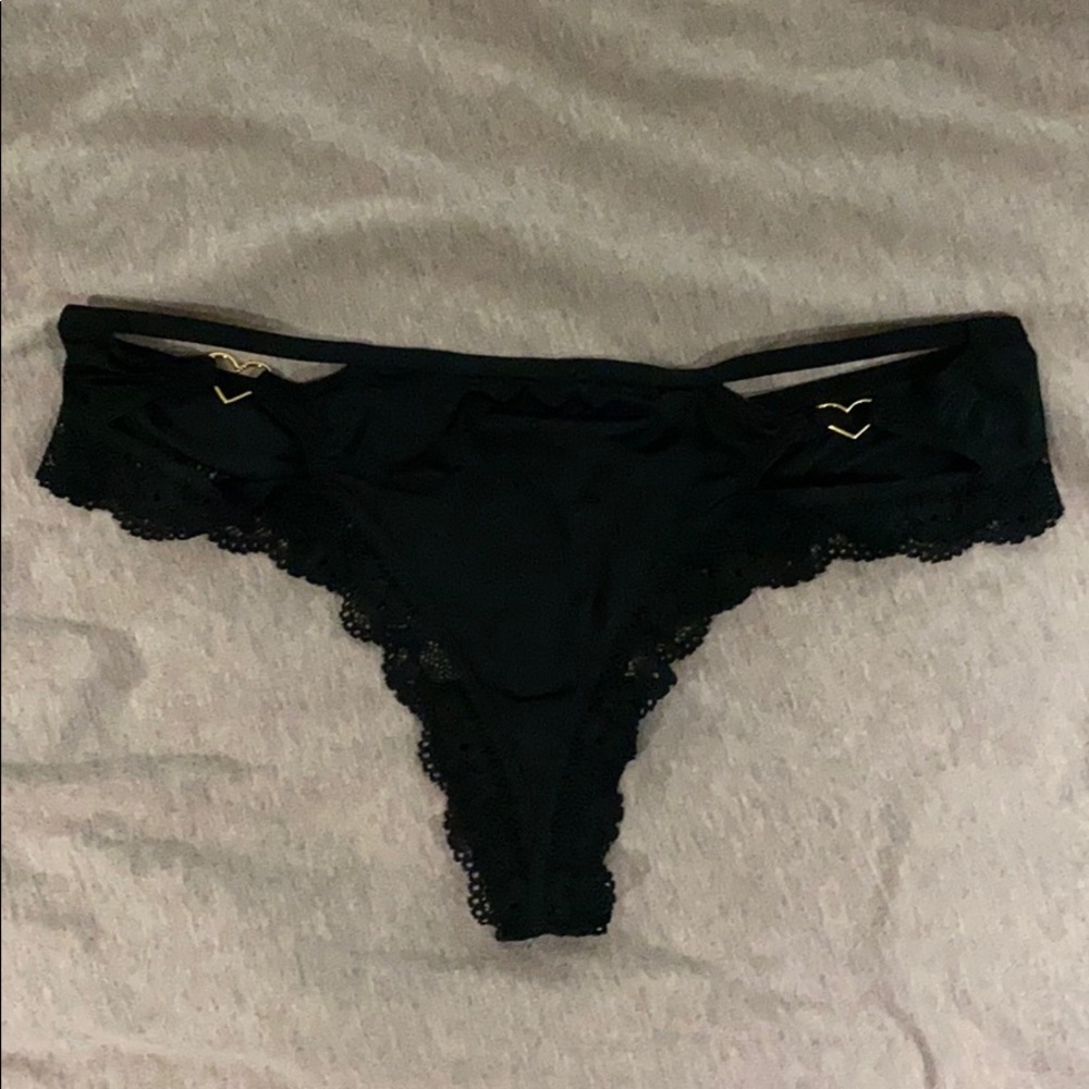 FINAL OFFER - Victoria’s Secret thong SMALL black